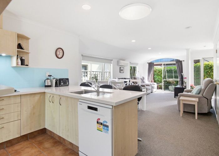  at 34/200 Papamoa Beach Road (Seacrest Resort), Papamoa, Tauranga, Bay Of Plenty