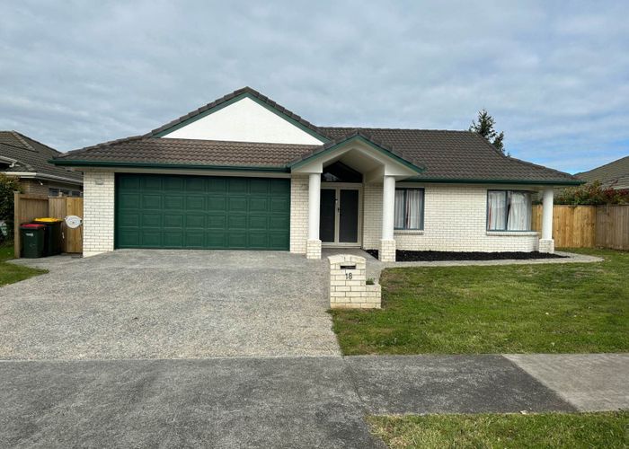  at 18 Montecito Place, Golflands, Manukau City, Auckland