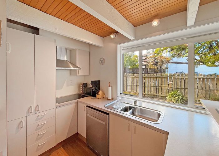  at 4/40 Ranfurly St, St. Albans, Christchurch City, Canterbury