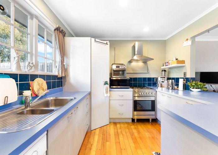  at 49 Pupuke Road, Birkenhead, North Shore City, Auckland