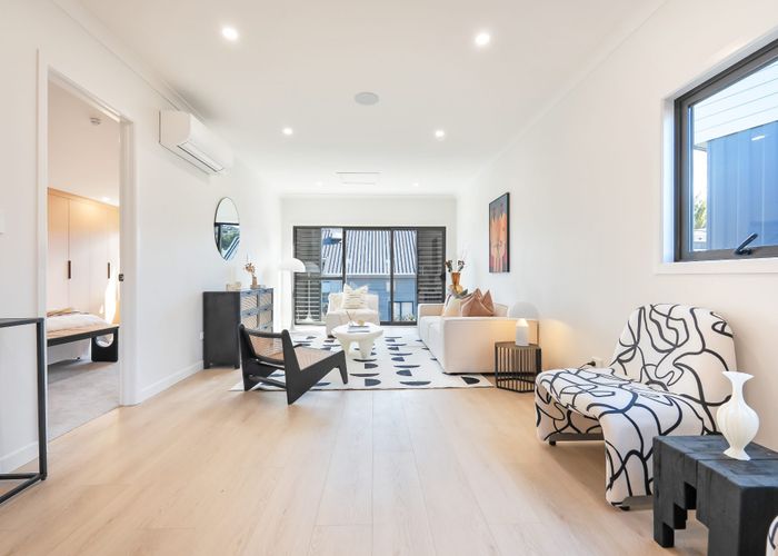  at 69C Chivalry Road, Glenfield, North Shore City, Auckland