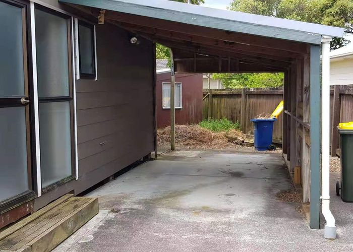  at 1/63B Colwill Road, Massey, Waitakere City, Auckland