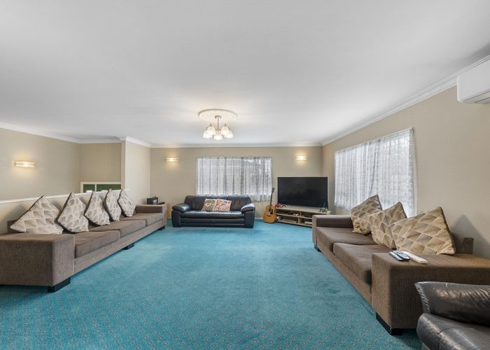  at 11 Caserta Place, Clover Park, Manukau City, Auckland