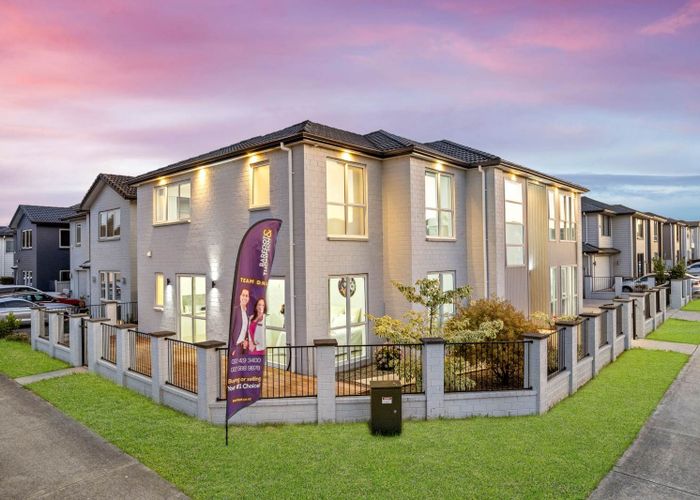  at 21  Horsefields Drive, Flat Bush, Manukau City, Auckland