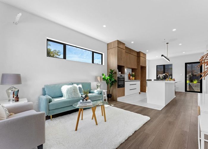  at 7 Greenbrier Street, Westgate, Waitakere City, Auckland
