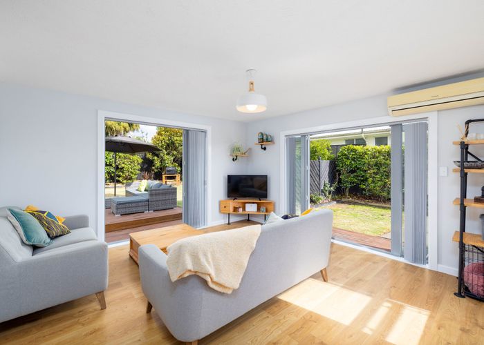  at 2/36B Camden Street, Redwood, Christchurch