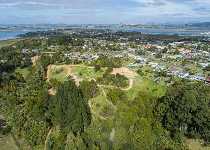  at 11 Boeing Road, Onerahi, Whangarei