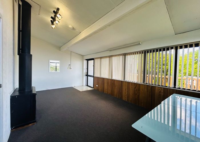  at 18 Ransom Smyth Drive, Goodwood Heights, Manukau City, Auckland