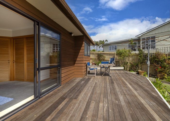  at 1/72 Deep Creek Road, Torbay, North Shore City, Auckland
