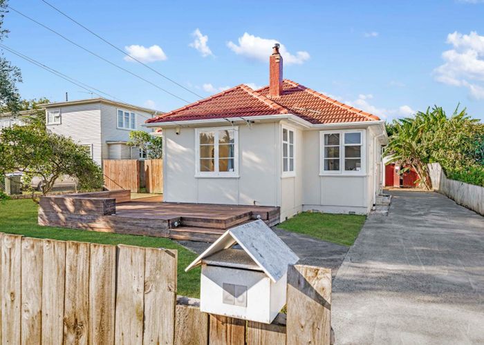  at 25 Alamein Road, Panmure, Auckland City, Auckland