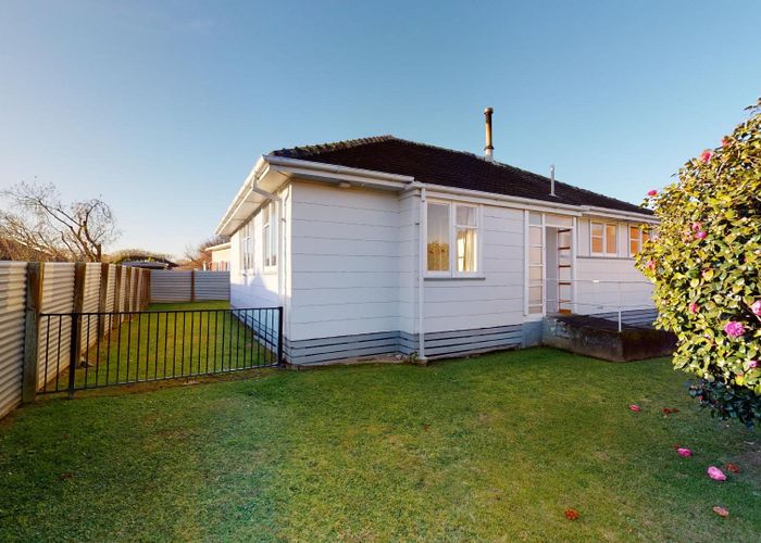  at 4a Warwick Place, Awapuni, Palmerston North, Manawatu / Whanganui