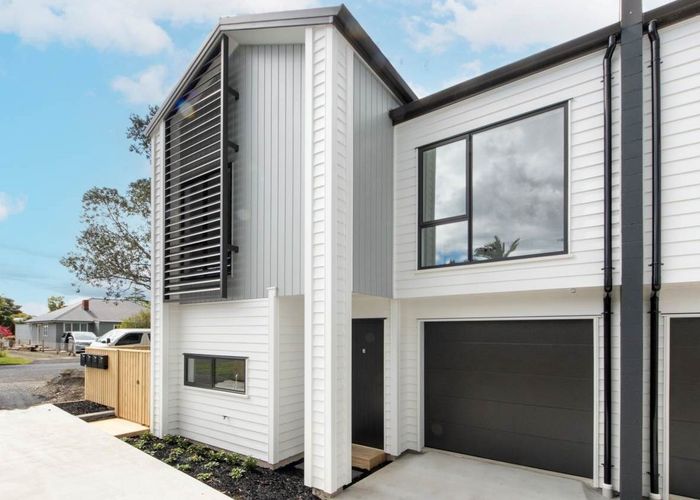  at 7A Queen Mary Avenue, New Lynn, Auckland