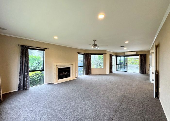  at 26 Maghera Drive, East Tamaki Heights, Auckland