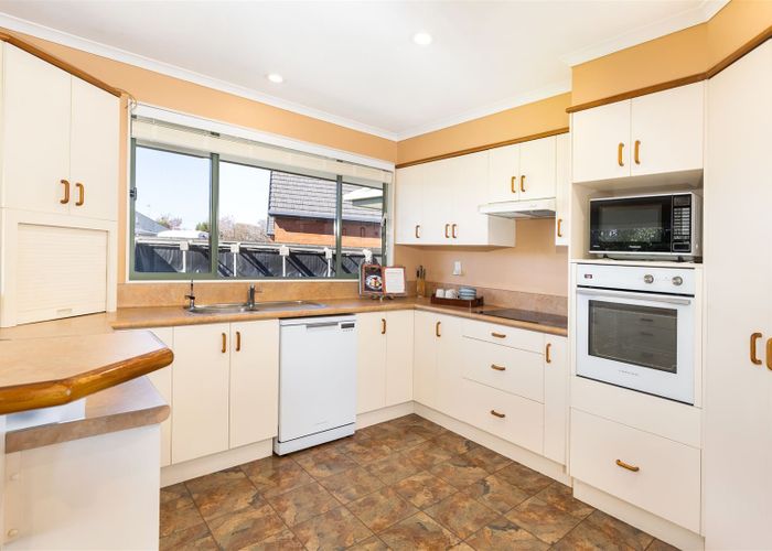  at 5 Sequoia Place, Springlands, Blenheim