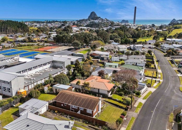  at 18 Belair Avenue, Blagdon, New Plymouth, Taranaki