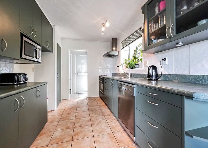  at 1/27 Midgley Road, West Harbour, Waitakere City, Auckland