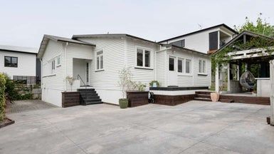  at 24A Hunter Street, Hamilton Lake, Hamilton