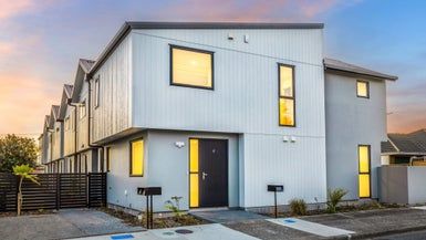  at 6F Tama Street, Alicetown, Lower Hutt