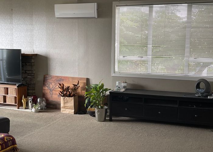  at 142 Clovelly Road, Bucklands Beach, Manukau City, Auckland