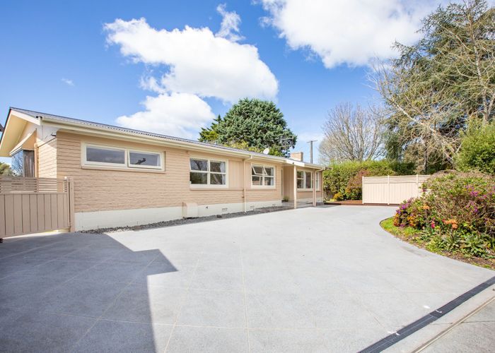  at 2 Carrington Avenue, Hillcrest, Hamilton, Waikato