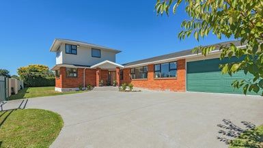  at 2 Conway Place, Terrace End, Palmerston North