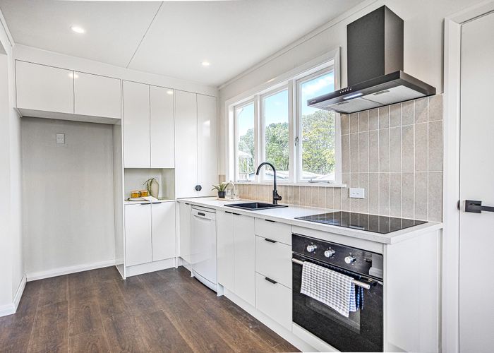  at 115 Sunnyside Road, Sunnyvale, Waitakere City, Auckland