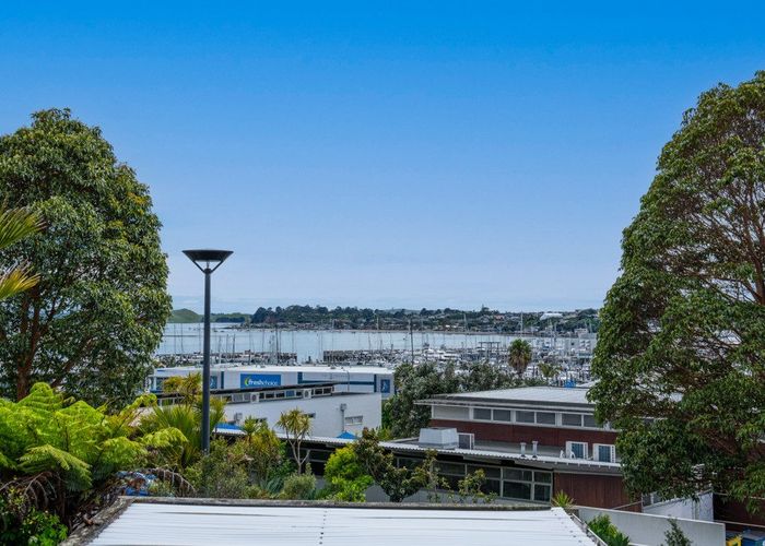  at 6A Compass Point Way, Half Moon Bay, Auckland