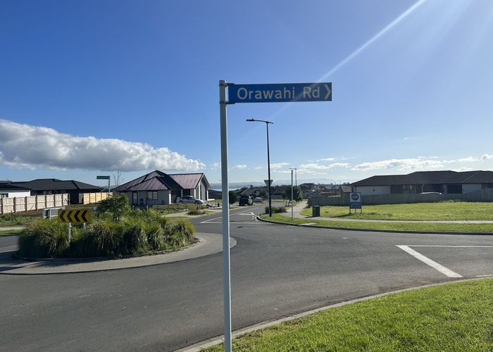  at 1 Orawahi Road, Glenbrook