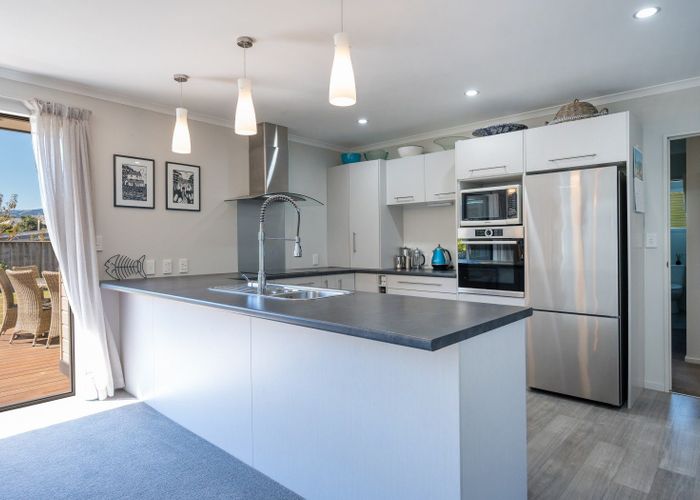  at 78 Washbourn Drive, Richmond