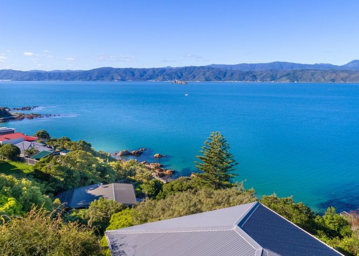  at 34 Fortification Road, Karaka Bays, Wellington