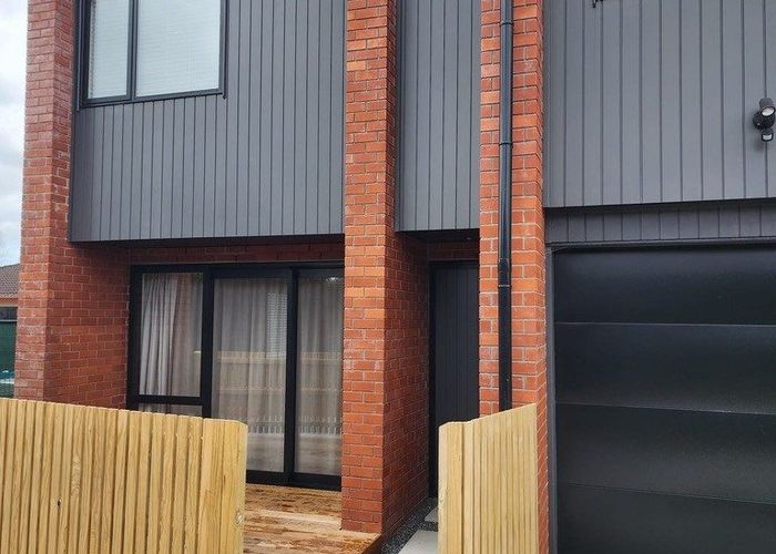  at 72D Fairburn Road, Otahuhu, Auckland City, Auckland