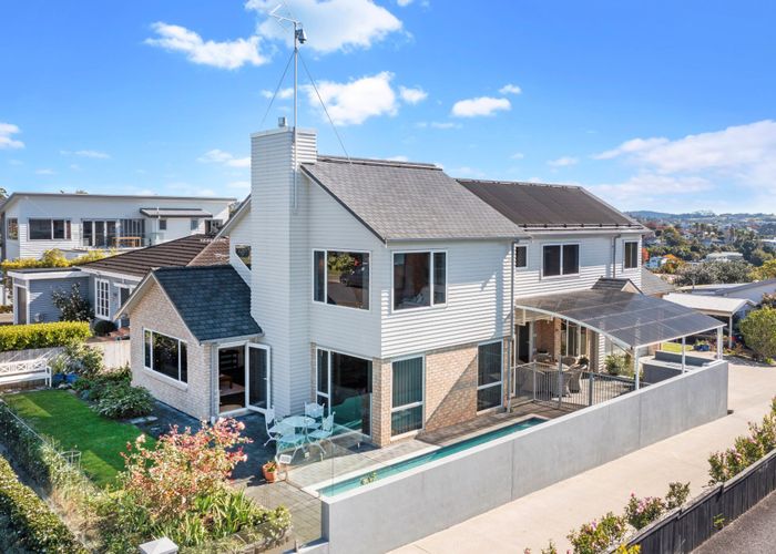  at 22 Ridge Road, Waiake, Auckland