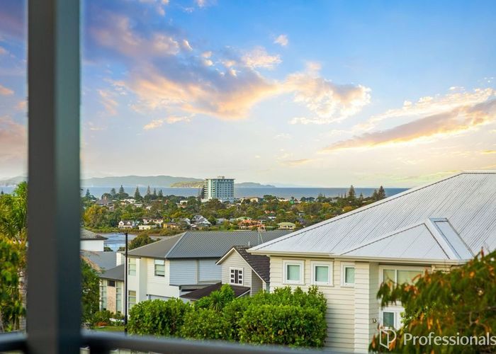  at 3 Fig Tree Lane, Millwater, Rodney, Auckland