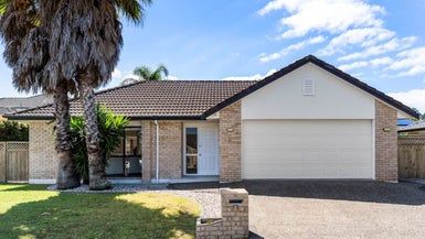 at 17 Heyington Way, East Tamaki Heights, Auckland