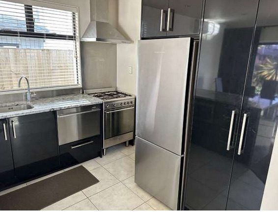  at 2B Beatrice Avenue (flat), Hillcrest, North Shore City, Auckland