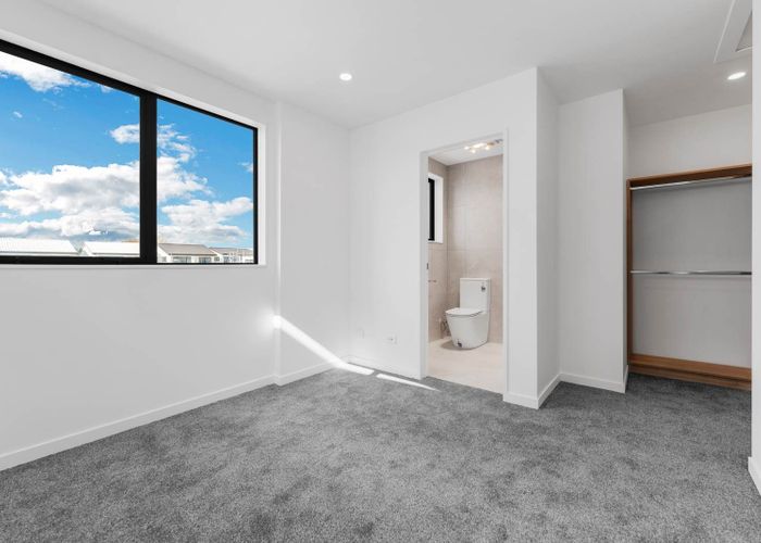  at 16 Tukauri Place, Papakura, Papakura, Auckland