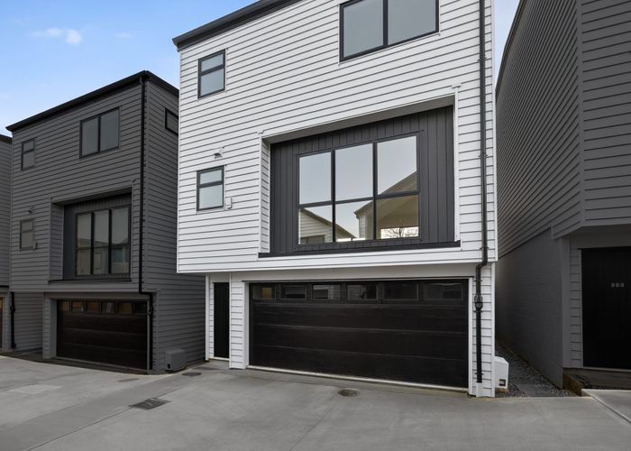  at 27 Jandell Crescent, Bucklands Beach, Manukau City, Auckland