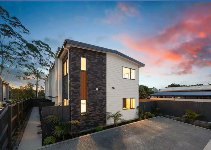  at 5/81 Vodanovich Road, Te Atatu South, Waitakere City, Auckland