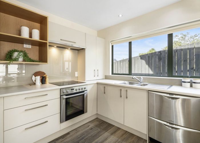  at 3/82 Ridge Road, Howick, Manukau City, Auckland