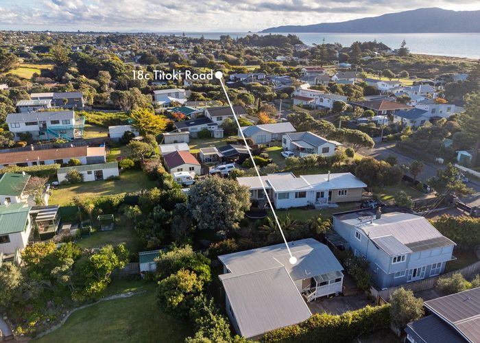  at 18C Titoki Road, Waikanae Beach, Waikanae