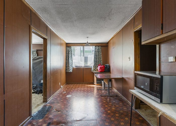  at 27 Bellwood Avenue, Mount Eden, Auckland