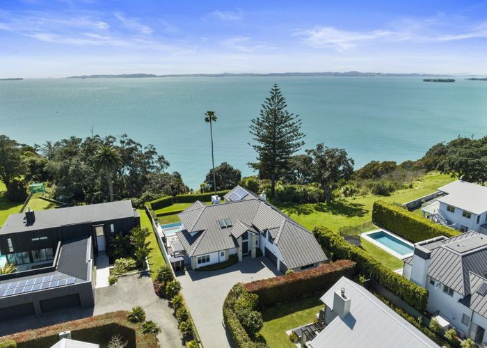 For sale 40 Oceania Place, Mellons Bay, Manukau City, Auckland