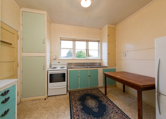  at 6 Renton Road, Mount Albert, Auckland