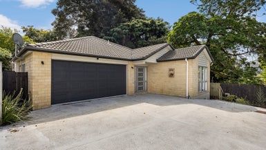  at 9A Oran Road, Panmure, Auckland