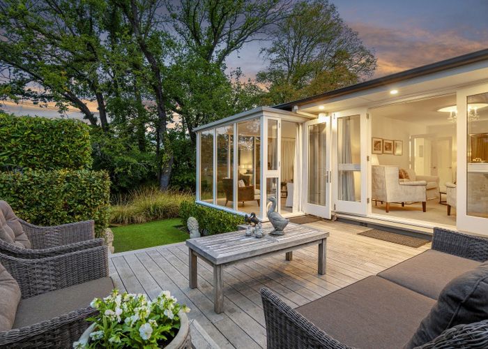  at 56 Garden Road, Merivale, Christchurch