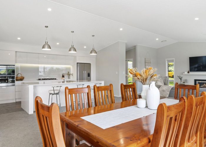  at 23 Botanical Heights Drive, Waipahihi, Taupo
