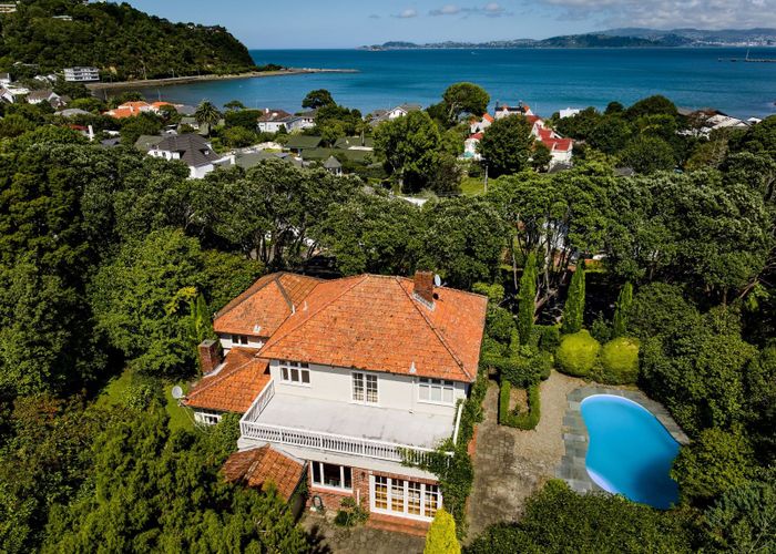  at 2 Dillon Street, Lowry Bay, Lower Hutt