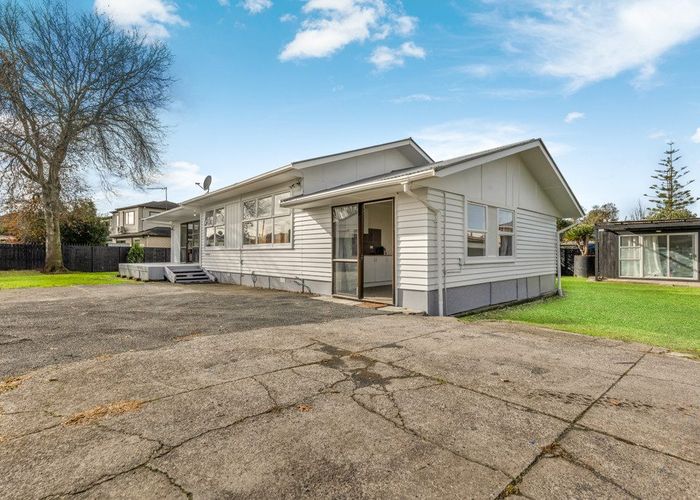  at 9 Kambalda Street, Mangere Bridge, Manukau City, Auckland