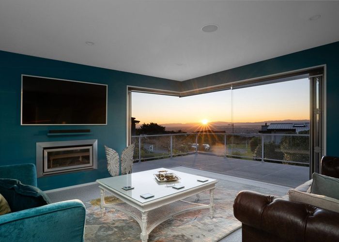  at 16 Quarry Hill Terrace, Kennedy's Bush, Christchurch City, Canterbury