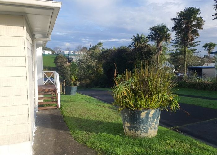  at 81B Woodglen Road, Glen Eden, Waitakere City, Auckland